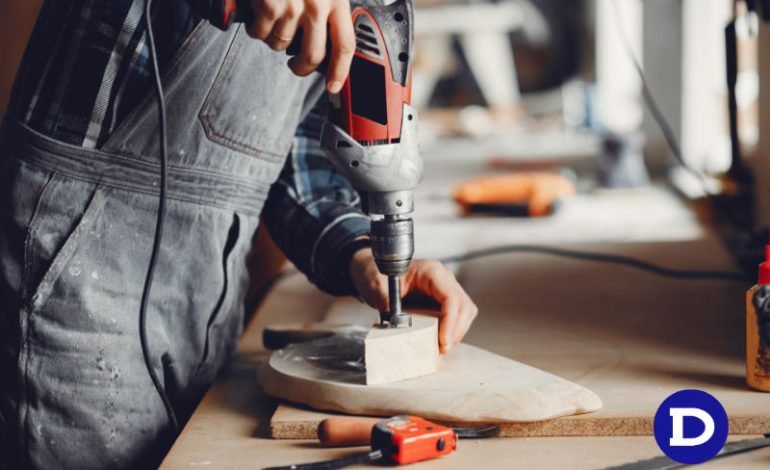 Profissional de reparo residencial